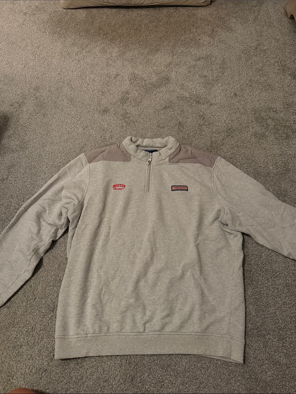 Vineyard Vines Men's Light Gray Quarter-Zip Pullover with Shoulder Panels